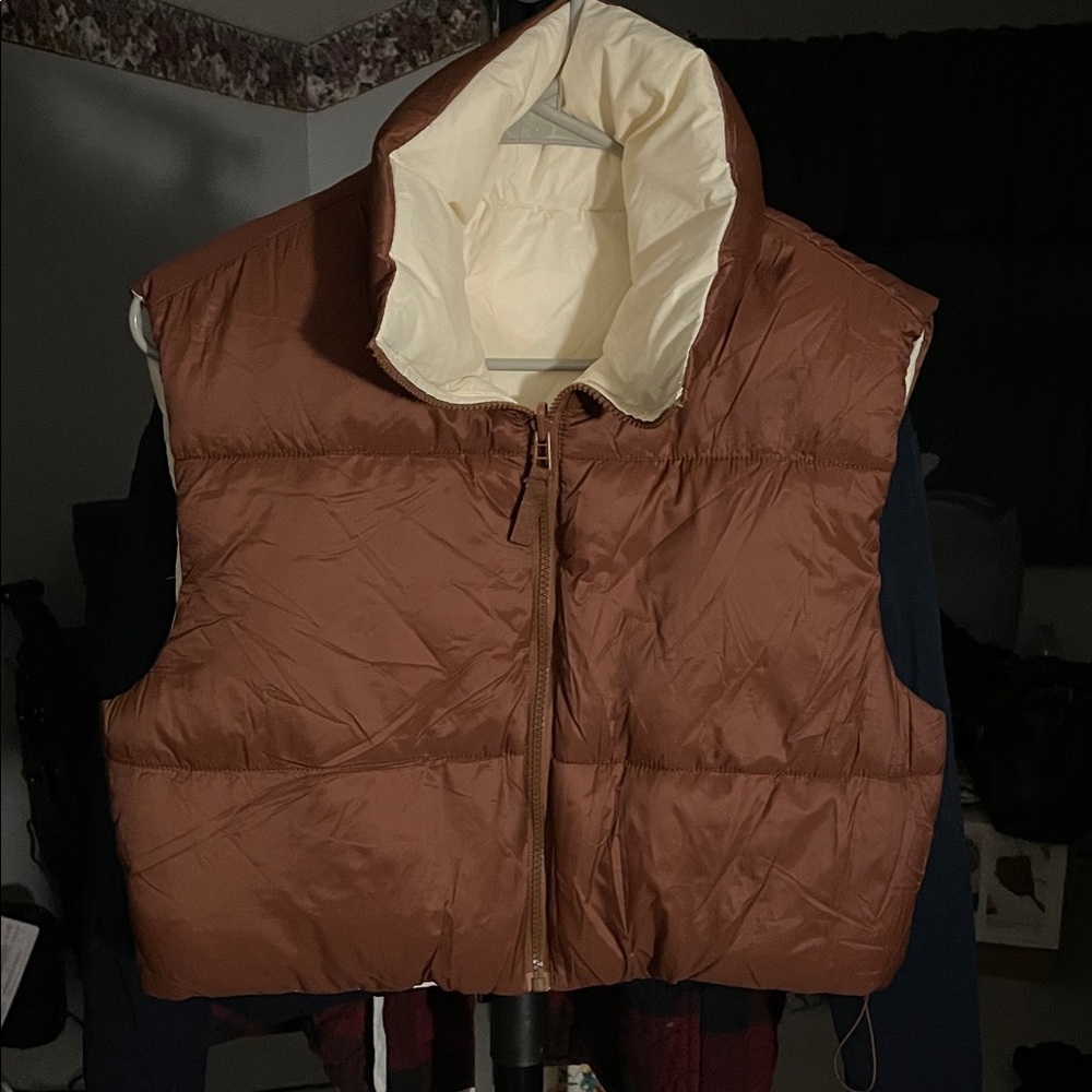 Love Tree Cream/Brown Puffer Vest